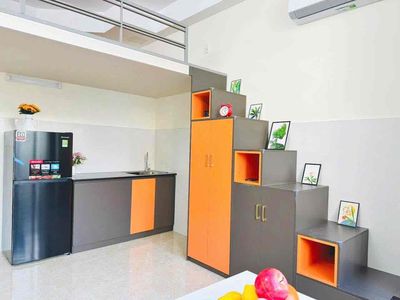 Intra-industrial suite near industrial college.