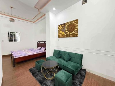 Ground floor apartment, quiet, District 6.