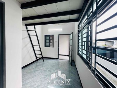 Rent the underprivileged Office in Central Light Park.