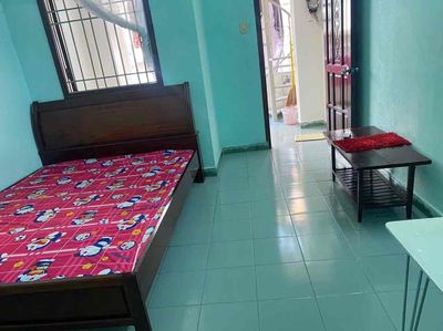 Rent room-- Đinh Tiên Hoàng, rough