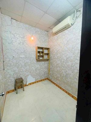 2 P Central House 2 toilets across from vincom