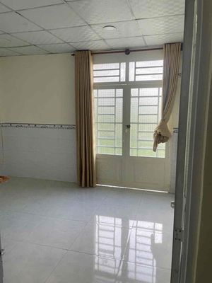 Rent a new house, paint it for two bedrooms and two toilets for 6 million a month.