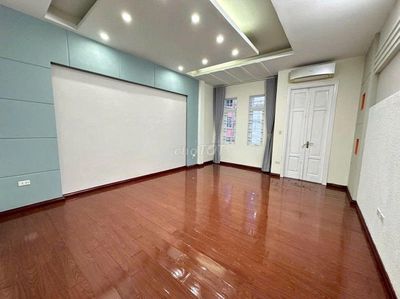 Rent Hoàng Hoa Thám car alley house x6 x16 m_107 upstairs