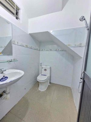 Rent a fridge 500,000 Ankyung District 12