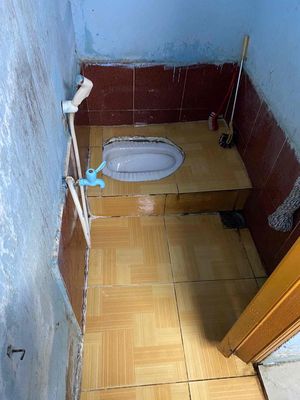 The private toilet room. Seven-year-old private fall, free time.