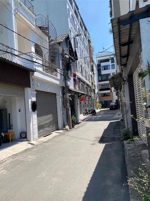 Rent the entire house cheaply near Missart.