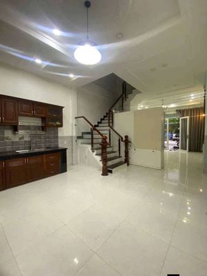 Rent 4th floor street, Wing Chun, Shire 7th.