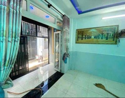 Two floors down the 6th Street. 9 Linh Trung Queen's Killer 2