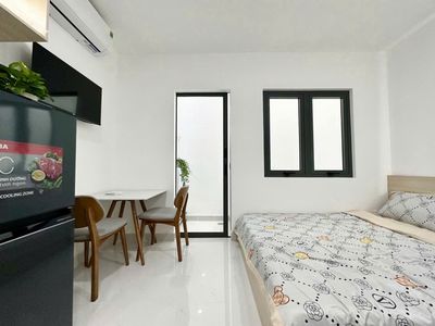 Hòa Hảo service apartment-- 10th-grade-full interior-- with elevators.