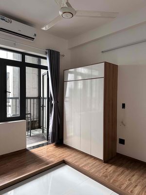 To the high-end boarding room. Redfern Six. Gò Vấp