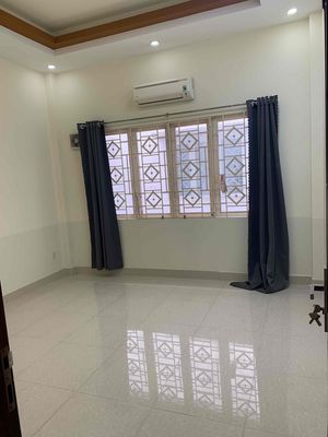 4th floor rented - 4 x 16-5 bedroom, 4 toilets 12 meters down the 12th floor Star Rolls District 8