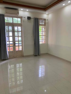 4th floor rented - 4 x 16-5 bedroom, 4 toilets 12 meters down the 12th floor Star Rolls District 8