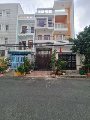 The KdcNews are male, area 4 x 20, floating, 2 stories, 2 st, 5 bedrooms, 5 toilets,