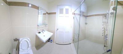 Renting German Eratown apartment 2 bedroom 2 toilets, full interior, 9.5 million rent.