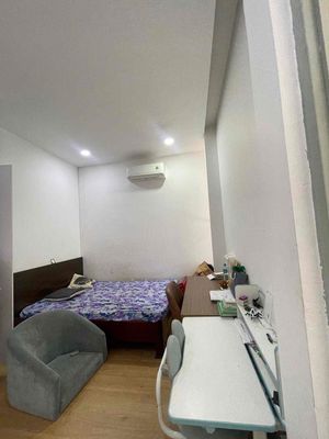 Rent the entire high-end interior, 4.3 x 14 meters, 2 bedroom plus 2 toilets, 15 million