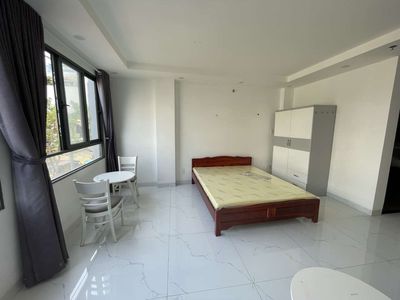 Rent a large window, 28 meters, cmt8th District 10