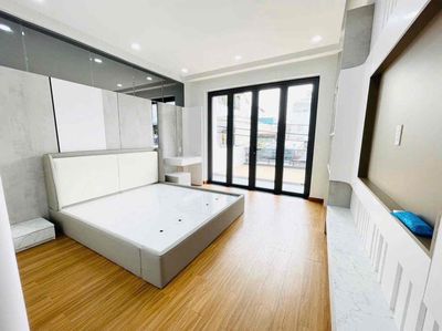 Rent a nice new apartment elevator four bedrooms on Tân Quy District 7