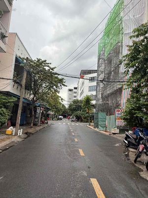 Rent a house a dead-end street that fits business.