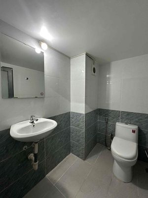 apartment close to the lotte mart District 7-- nice new clean-- 5.1 trio.