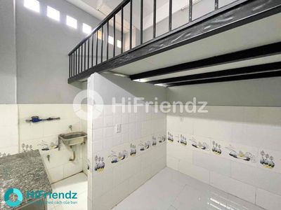 A low-priced hotel room 2M air elevator at Phú Nhuận