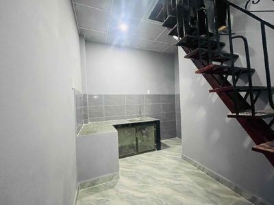 Only 8 million a month-- Linh Xuân 7 meters2, 2 bedrooms, wide yard.