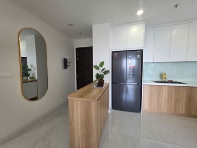The Victoria Village apartment is two bedrooms per two. New toilets 100% in right here, high-end furniture.