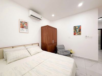 A room. A bedroom. Separated by aeronautic Institute. Yên Thế-Tsn Airport.