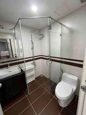 The Sen-3 apartment costs 14 million a month. 96 meters full of balcony.