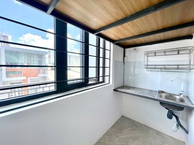 The new apartment has a cheap guard room right near Gò Xoài, near the Trade Center.