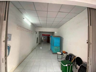 For renting cheap houses. Two Hoàng Văn Thụ, 204, Q.tb, 16 million.