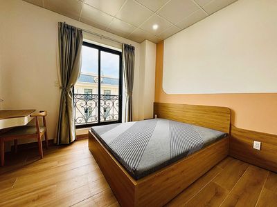 The two bedrooms are full of furniture - entering immediately - 12 million - the Great City.