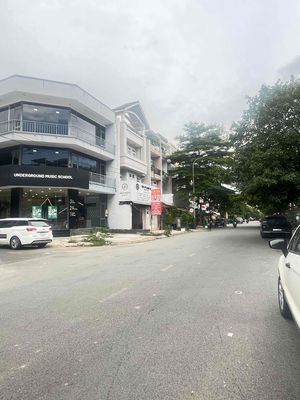 We need to get a quick check for Cao Đức Lân District 2.