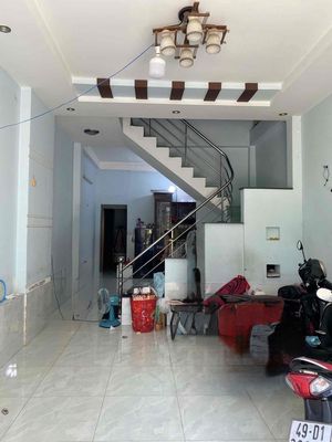 Rent the house 1/4.4.14 (4 x14) floor 3 bedroom 2 bathrooms