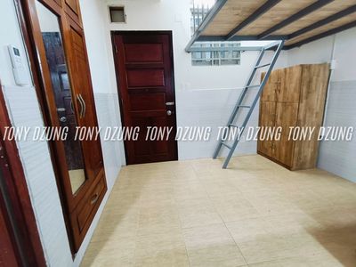 room with windows--the kitchen split--indulgent--near--near college near the ostraca