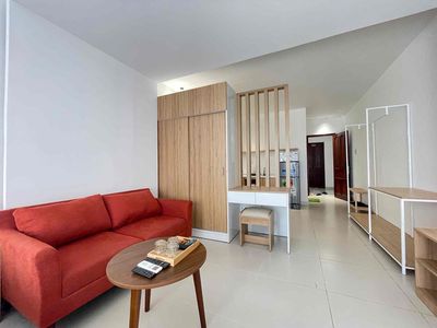 Rent a kitchen cup studio, air-school balcony.