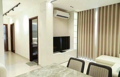 Rent usstern capital Front Lý Chiêu Hoàng District 6.