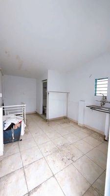 Rent a 3M alley, Đoàn Văn Bơ, 710, 4.5 million.