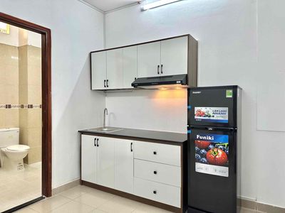The two bedrooms, RlSU 13, Bình Thạnh, Full Seven.
