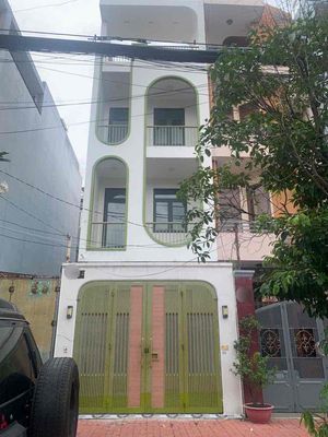 The new 4th floor rent is 4x20-4 bedroom, 5 Mt Street toilet 40 meters -kdc Cao P4 District 8
