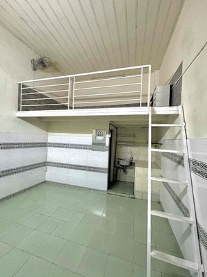 Rooms for electric and free service charge.