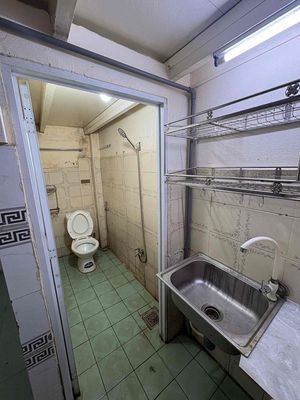 Rooms for electric and free service charge.
