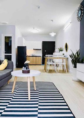 Rent two tara apartments. An empty bedroom and furniture.