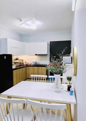 Rent two tara apartments. An empty bedroom and furniture.