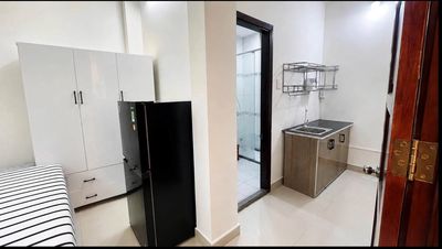 Rent the basic interior studio at the business school.