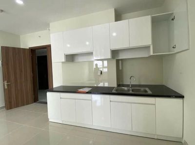 Rent the Topaz Elite Shire District 8 2 empty bedrooms