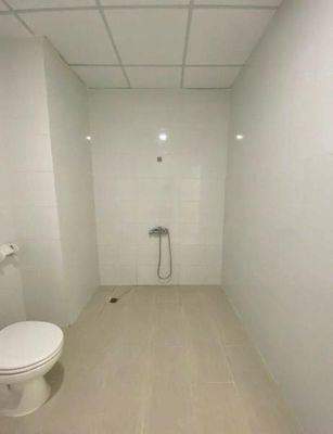 Rent the Topaz Elite Shire District 8 2 empty bedrooms