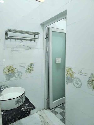 4 x 20 meters rental house 2 floors of rockets cost 15 years of beautiful new security houses