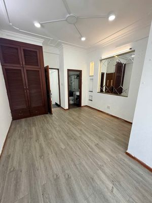 Rent 2 Hoa Thị, 7th place, Phú Nhuận--5 rooms, 25 million.