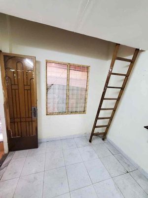 Inn, Tân Quy, District 7. Cool, quiet fit student, pen