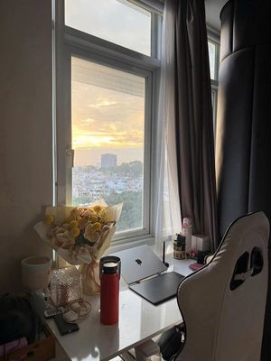 Tản Đà Court-72111, District 5. 15 million a month.